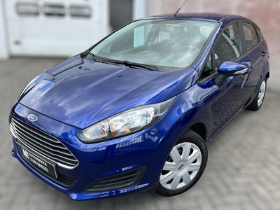 Ford Fiesta 1.0 Style 4-SEIZOENENBANDEN / NAVIGATIE / BLUETOOTH BELLEN / AIRCO