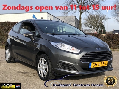 Ford Fiesta 1.0 Style, NAP! Apk 3-2025! Navigatie! Zondag