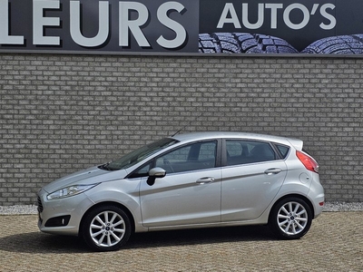 Ford Fiesta 101 PK Titanium Ecc/Pdc/Trekhaak