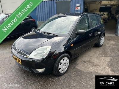 Ford Fiesta 1.6-16V Ghia 163213 nap Airco 5 drs