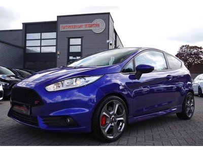 Ford Fiesta 1.6 ST2 RecaroCameraStoelverwarmingClima