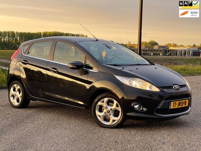 Ford Fiesta 1.6 TDCi Titanium Airco/Xenon/Lmv/Nap/Boekjes