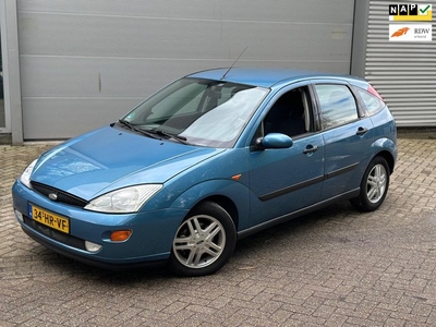 Ford Focus 1.6-16V Collection / NIEUWE APK / AIRCO / NAP /