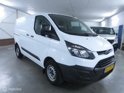 Ford Transit Custom 250 2.2 TDCI L1H1 Base