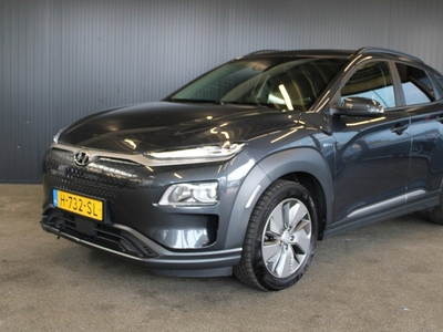 Hyundai KONA EV Fashion 64 kWh | € 13.600,- NETTO! | Climate | Cruise | Navi | Camera | Keyless | Carplay |