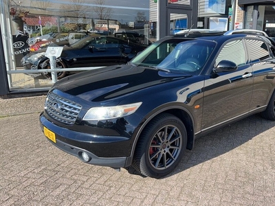 Infiniti FX 35 Youngtimer