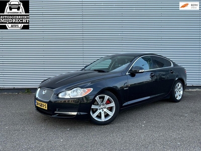 Jaguar XF 2.7D V6 Premium Luxury / Navi / Cruise/ Trekhaak / Goed onderhouden