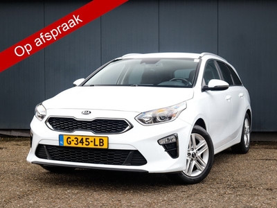 Kia Ceed Sportswagon 1.0 T-GDi DynamicLine (120 PK), 1 Ste Eig., Keurig-Onderh., 12 Mnd BOVAG, Navigatie/Apple-Carplay/Android-Auto, Parkeersensoren, Spiegel-Pakket, Achteruitrijcamera, Cruise-Control, LM.-Velgen-16Inch, DAB, Lane-Assist, Privacy-Glas, NL