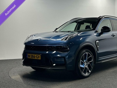 Lynk & Co 01 1.5 261PK Plug-in Hybrid|Pano|AppleCarplay|Adaptive Cruise|Origineel NL|