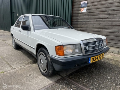 Mercedes-Benz 190-serie 2.0 E Automaat / onderhoudshistorie