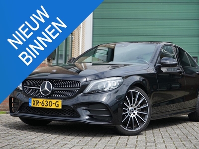 Mercedes-Benz C-klasse 180 Premium Plus AMG Origineel NL auto|Pano.Dak|360camera|Sfeerverlichting|Navi|Elektr.Stoel|Digi.Cockpit|Leer bekleding|19'Velgen|Elektrische achterklep|