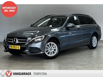 Mercedes-Benz C-Klasse Estate 160 Premium/ Elek. Trekhaak/ LED Koplampen/ Navi/ Clima/ Cruise/ Elek. pakket/ Isofix/ Bluetooth/ Multi. Stuur/ 16'' LMV/ PDC V+A/ Extra getint glas/ Dakrails.