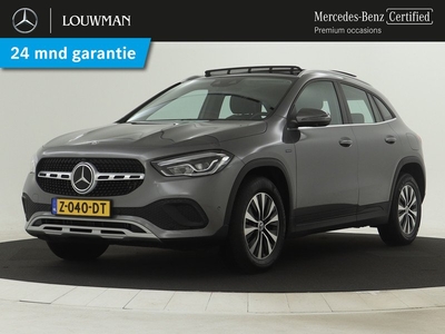 Mercedes-Benz GLA 250 e Progressive Plug-In Hybride | Panoramadak | 360° camera | Trekhaak | Distronic | Apple Carplay | Inclusief 24 maanden MB Certified garantie voor Europa.