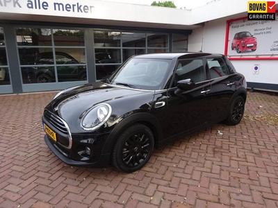 Mini 1.5 One Blackyard 5drs 102pk Airco/16 LMV/Park Sensors /DAB/ Lichtpakket