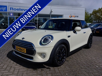 MINI Mini 1.5 102pk Automaat One Pepper Business | Origineel NL | Navi + Apple Carplay + Android Auto | Clima | Cruise | Keyless Entry | Led Koplampen | Pdc | Licht+Regensensor | Privacy Glass | 16''lm