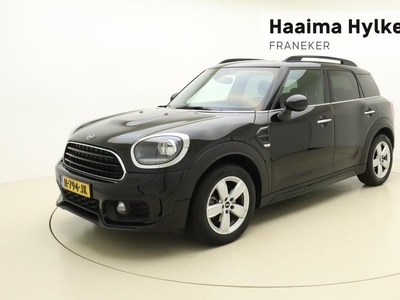 Mini Mini Countryman 1.5 Cooper Chili 136 PK | Navigatie | Climate control | Stoelverwarming | Lichtmetalen velgen | Keyless start | Dakrails | Weinig kilometers