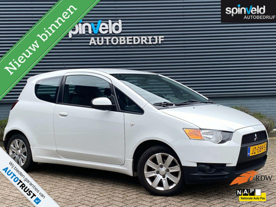 Mitsubishi Colt 1.3 Edition Two BJ`12 Boekjes aanwz Airco Trekhaak