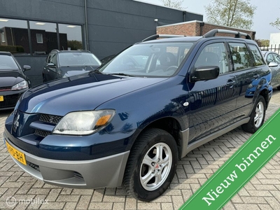 Mitsubishi Outlander 2.0 Comfort 4WD AIRCO / TREKHAAK