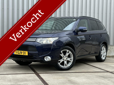 Mitsubishi Outlander 2.0 Intense+ 7-Persoons - Leder - Complete Historie