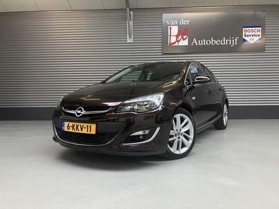 Opel Astra 1.4 Turbo Sport/Clima/Navi/PDC/Trekh/18 inch/