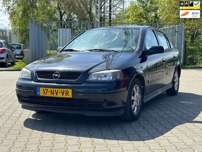 Opel Astra 1.6 Njoy