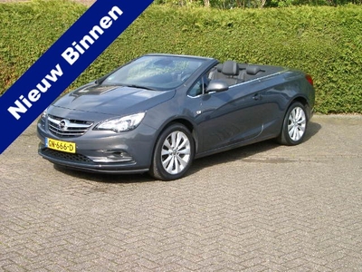 Opel Cascada 1.4 Turbo ecoFLEX Cosmo NL auto met NAP airco, navigatie, leder, achteruitrijcamera, stoel en stuur verwarming