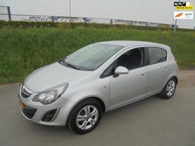 Opel Corsa Opel corsa 1.2 16v benzine 5 deurs airco lmv trekhaak 84.000km