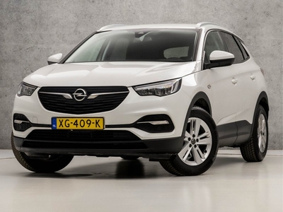 Opel Grandland X 1.2 Turbo Sport (APPLE CARPLAY, NAVIGATIE, CAMERA, CLIMATE, GETINT GLAS, SPORTSTOELEN, LEDER, LANE ASSIST, NIEUWE APK, NIEUWSTAAT)