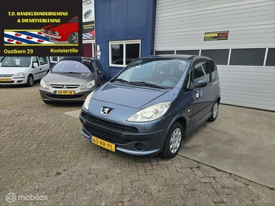 Peugeot 1007 1.4 Urban