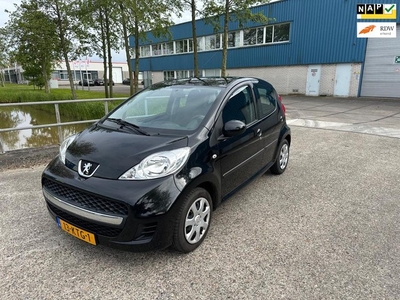 Peugeot 107 1.0-12V Sublime!2010!5-deurs!Airco!