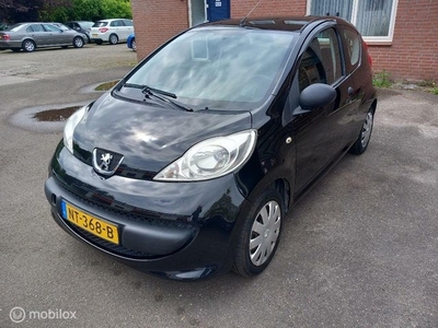 Peugeot 107 1.0-12V XS