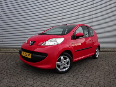 Peugeot 107 1.0-12V XS Urban Move Airco / Lm velgen / Elek. ramen / NAP / Apk t/m 26-04-2025