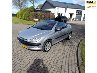 Peugeot 206 CC 1.6-16V cabrio, Airco, electrisch dak