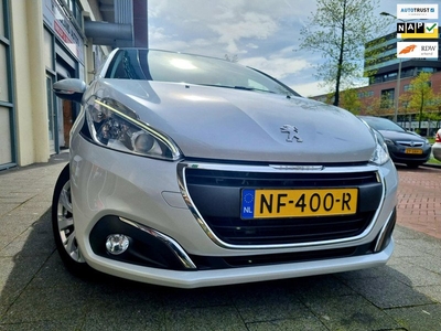 Peugeot 208 1.2 PureTech Blue Lion 5drs Navi Park.Sens CrusCtrl