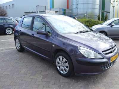 Peugeot 307 1.6-16V XT bj03 airco elec pak