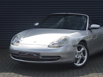 Porsche 911 996 3.4 Carrera 4 Cabriolet