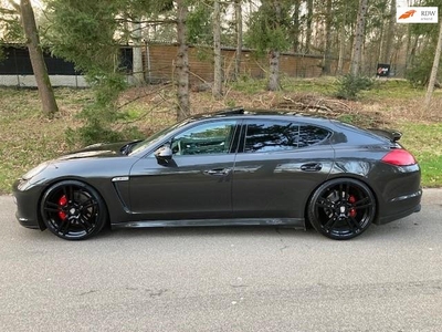 Porsche Panamera 4.8 4S Navi PDC 22 inch GTS Blackline