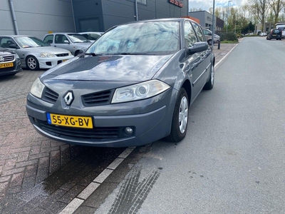 Renault Mégane 1.6-16V Business Line / Climate / Elek ramen