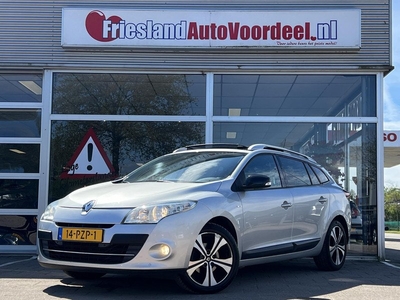 Renault Mégane Estate 1.4 TCe Bose / Pano / Navi / 143.750 KM / Trekhaak