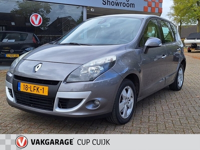 Renault Scénic 1.6 Sélection Business Navigatie - Climate en Cruise control - Trekhaak