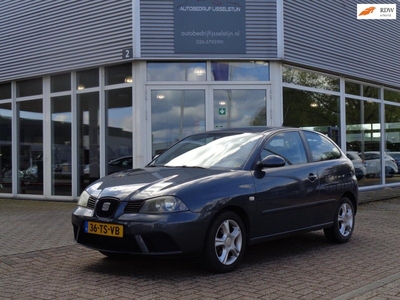 Seat Ibiza 1.4-16V Trendstyle / Airco / Cruise Control.