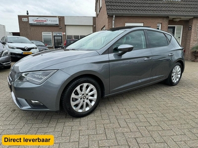 SEAT Leon 1.0 EcoTSI Navigatie Panoramadak Sportstoelen Camera LED