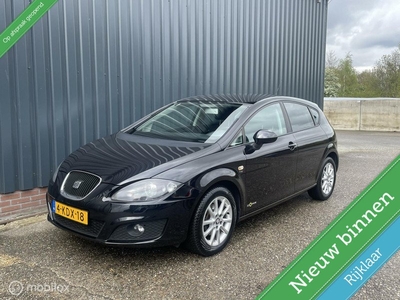 Seat Leon 1.2 TSI Ecomotive Businessline COPA/NAP/5DR/APK NW/ TREKHAAK / RADIO