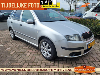 Skoda Fabia Combi 1.4-16V Spirit, airco, trekhaak, 15