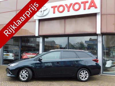 Toyota Auris Touring Sports 1.2T Trend TREKGEWICHT 1.300 KG