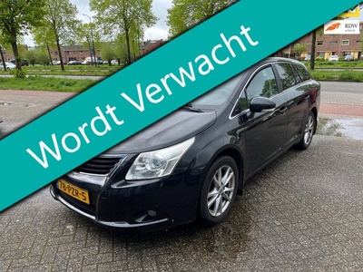 Toyota Avensis Wagon 1.6 VVTi 132pk Navi Clima Trekhaak 1400kg Historie