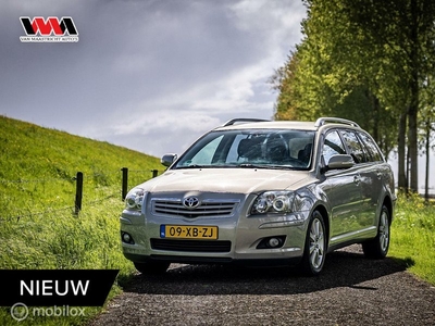 Toyota Avensis Wagon 2.4 VVTi Luna Business | Automaat | Nap