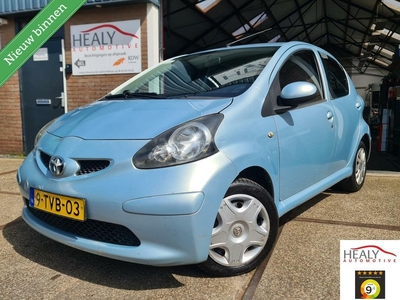 Toyota Aygo 1.0-12V +|5 drs|Airco|JVC audio|Rijd top!