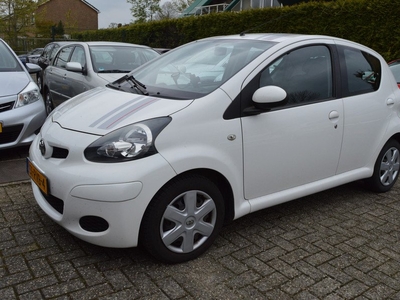 Toyota Aygo 1.0-12V Comfort Navigator Nap / 5 deurs / 82000km!!!