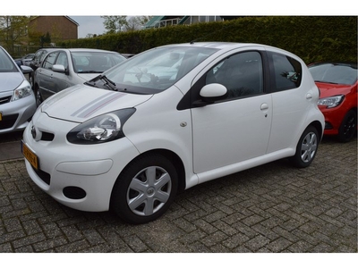 Toyota Aygo 1.0-12V Comfort Navigator Nap / 5 deurs /